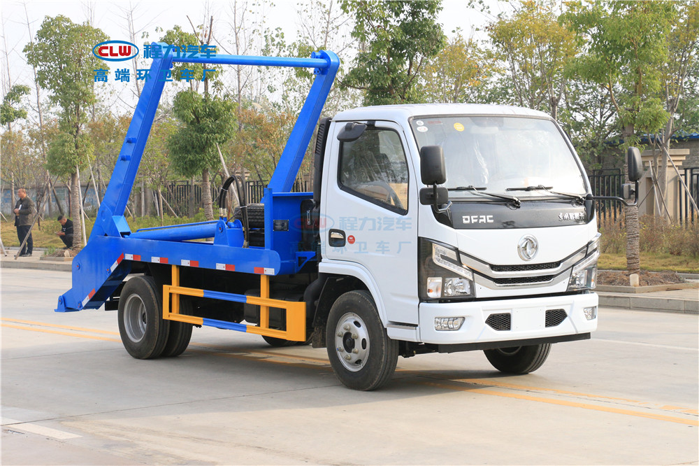國(guó)六東風(fēng)小多利卡 3~4方 擺臂垃圾車(chē)