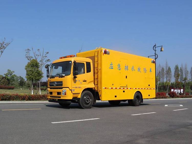 東風(fēng)天錦應(yīng)急排水救險(xiǎn)車(chē)