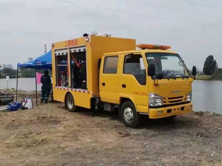 慶鈴五十鈴雙排座抗?jié)撤篮榕潘入U(xiǎn)車